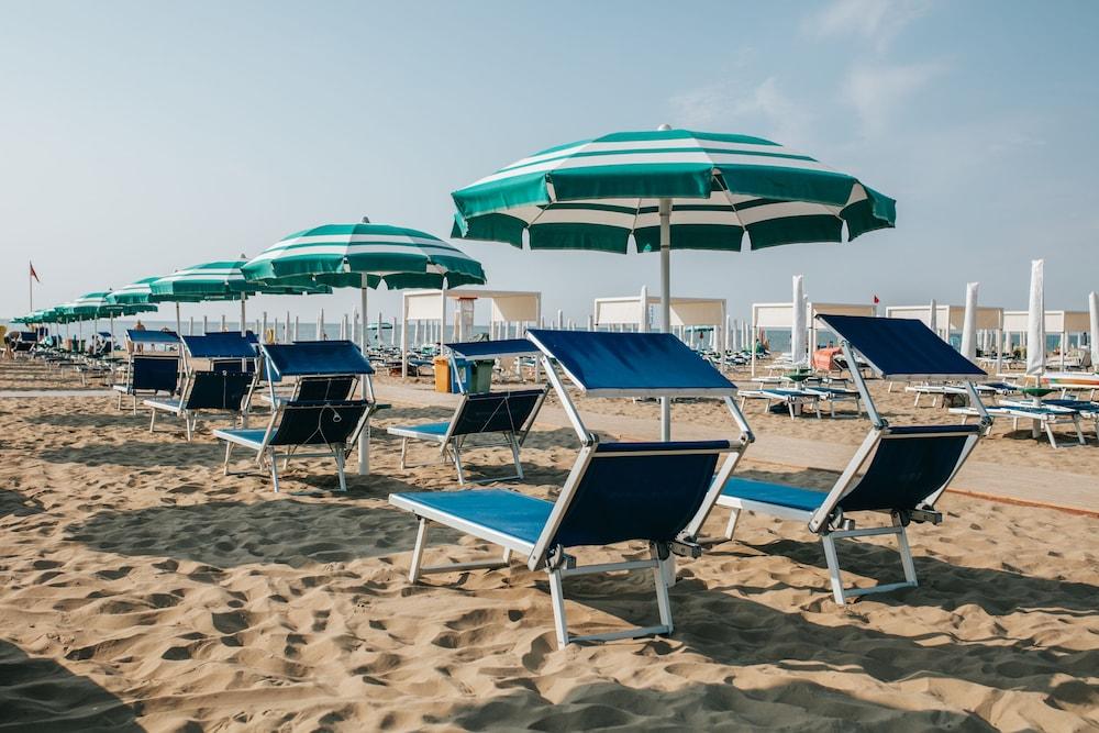 Hotel La Pergola Lignano Sabbiadoro Luaran gambar