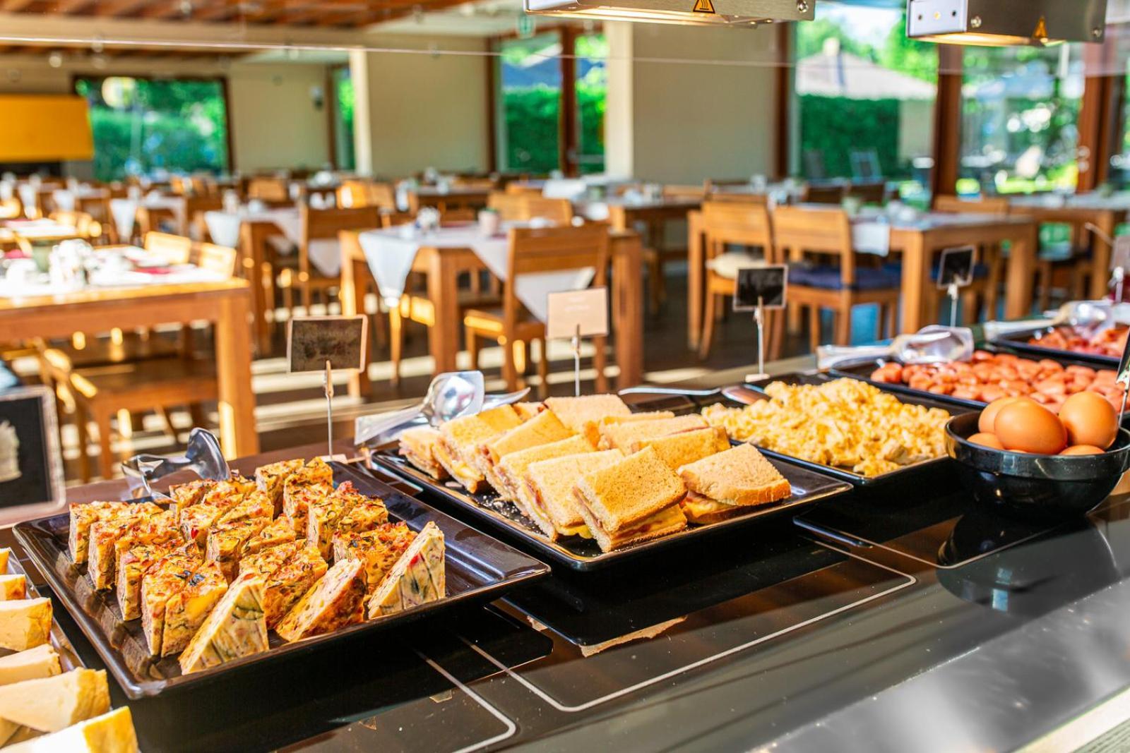 Hotel La Pergola Lignano Sabbiadoro Luaran gambar