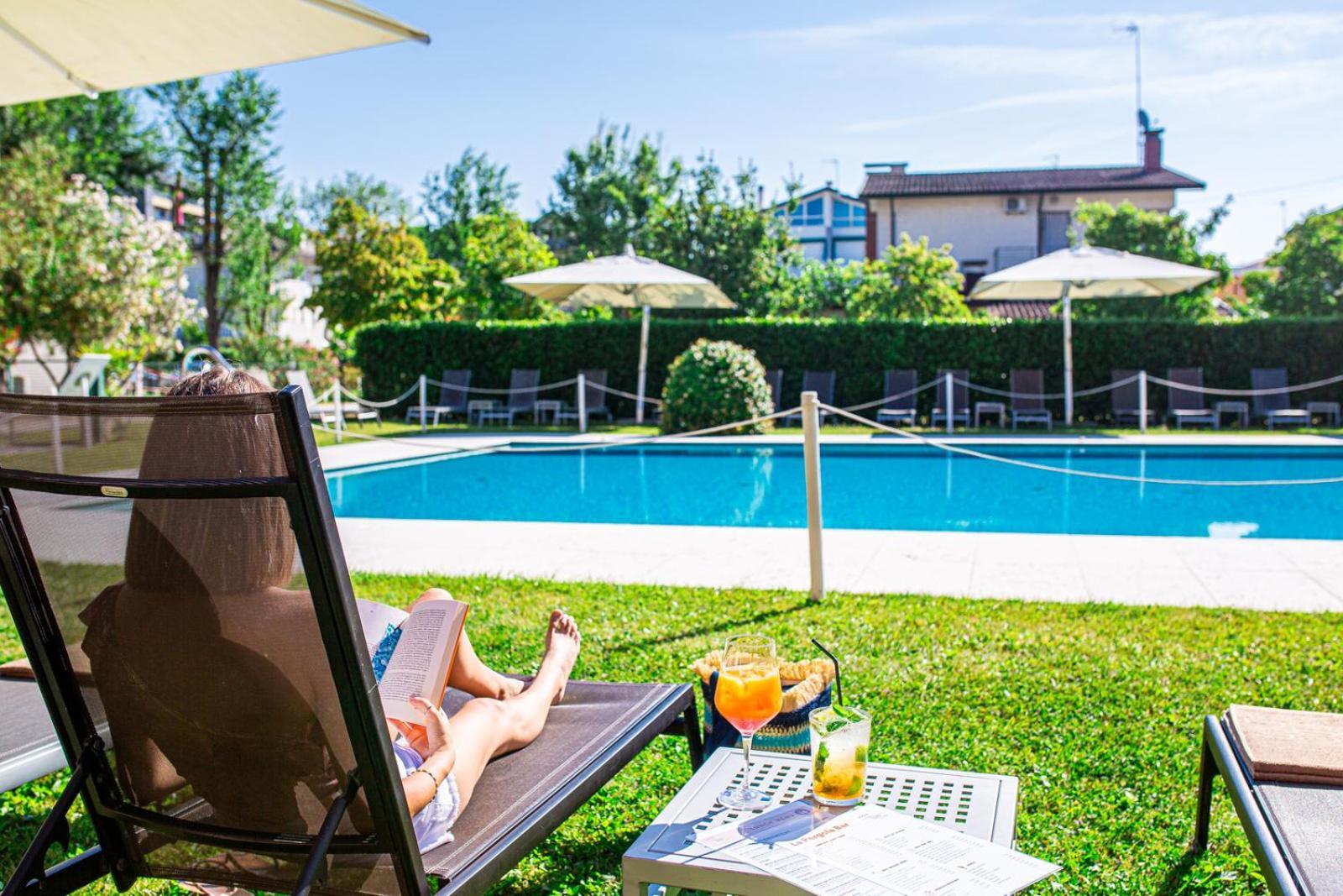 Hotel La Pergola Lignano Sabbiadoro Luaran gambar
