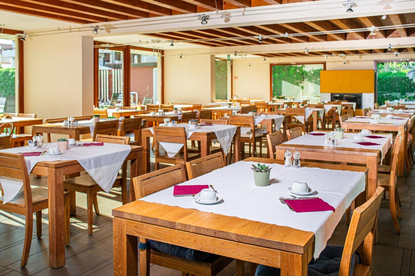 Hotel La Pergola Lignano Sabbiadoro Luaran gambar